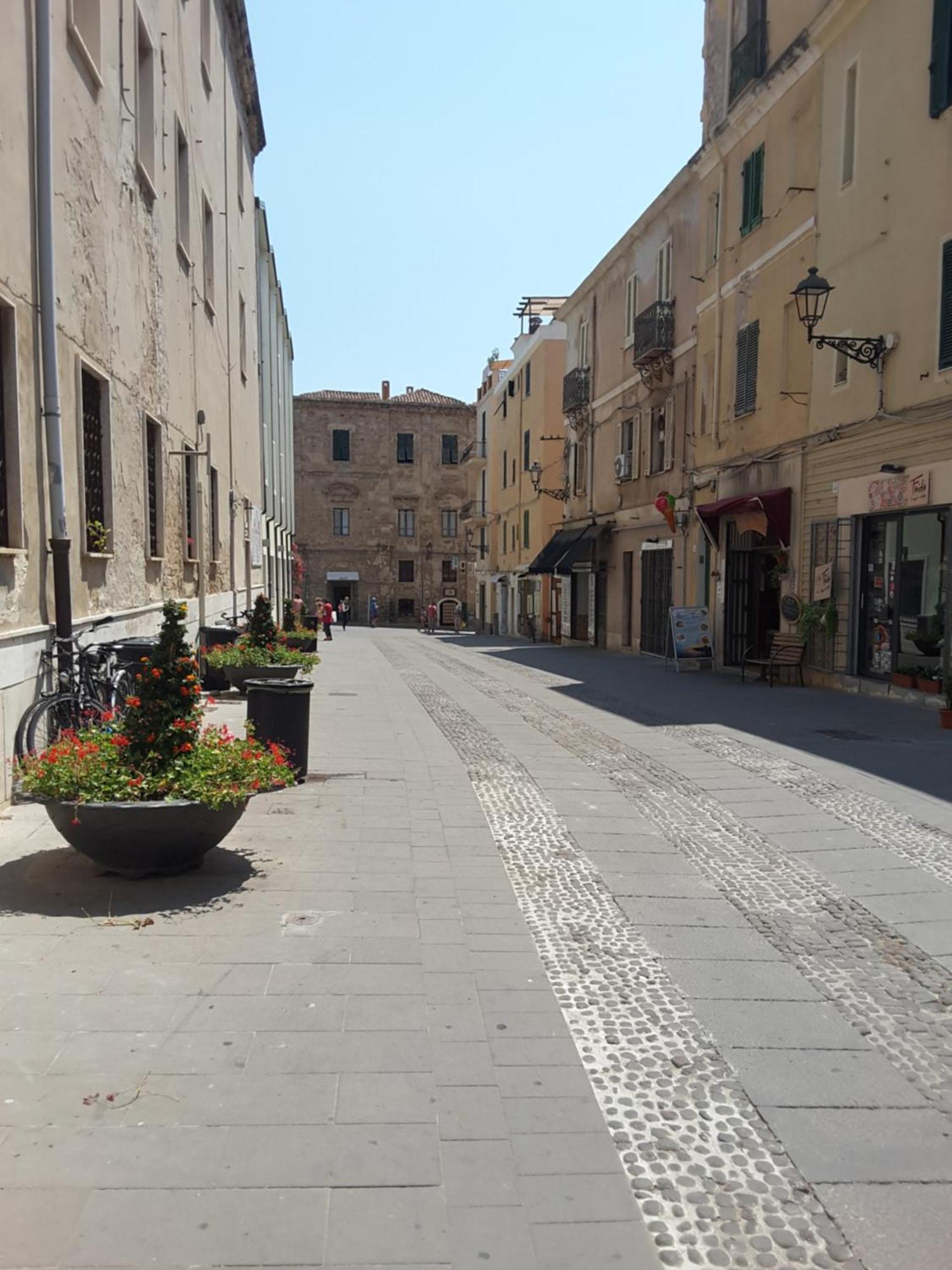 Nice Apt In A Street In Old Town Alghero Exterior foto